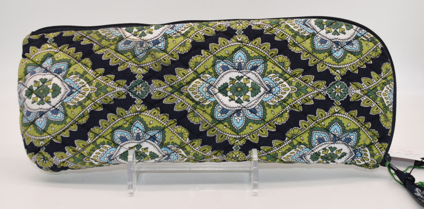 Vera Bradley Sherry Cosmetic / Hot Tool Case in "Cambridge" Pattern