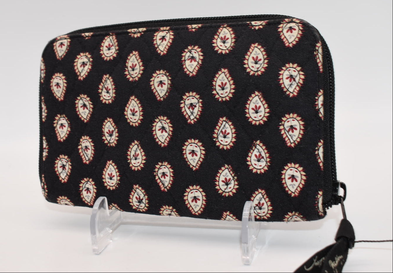 Vera Bradley Zip Around Wallet in "Classic Black " Pattern