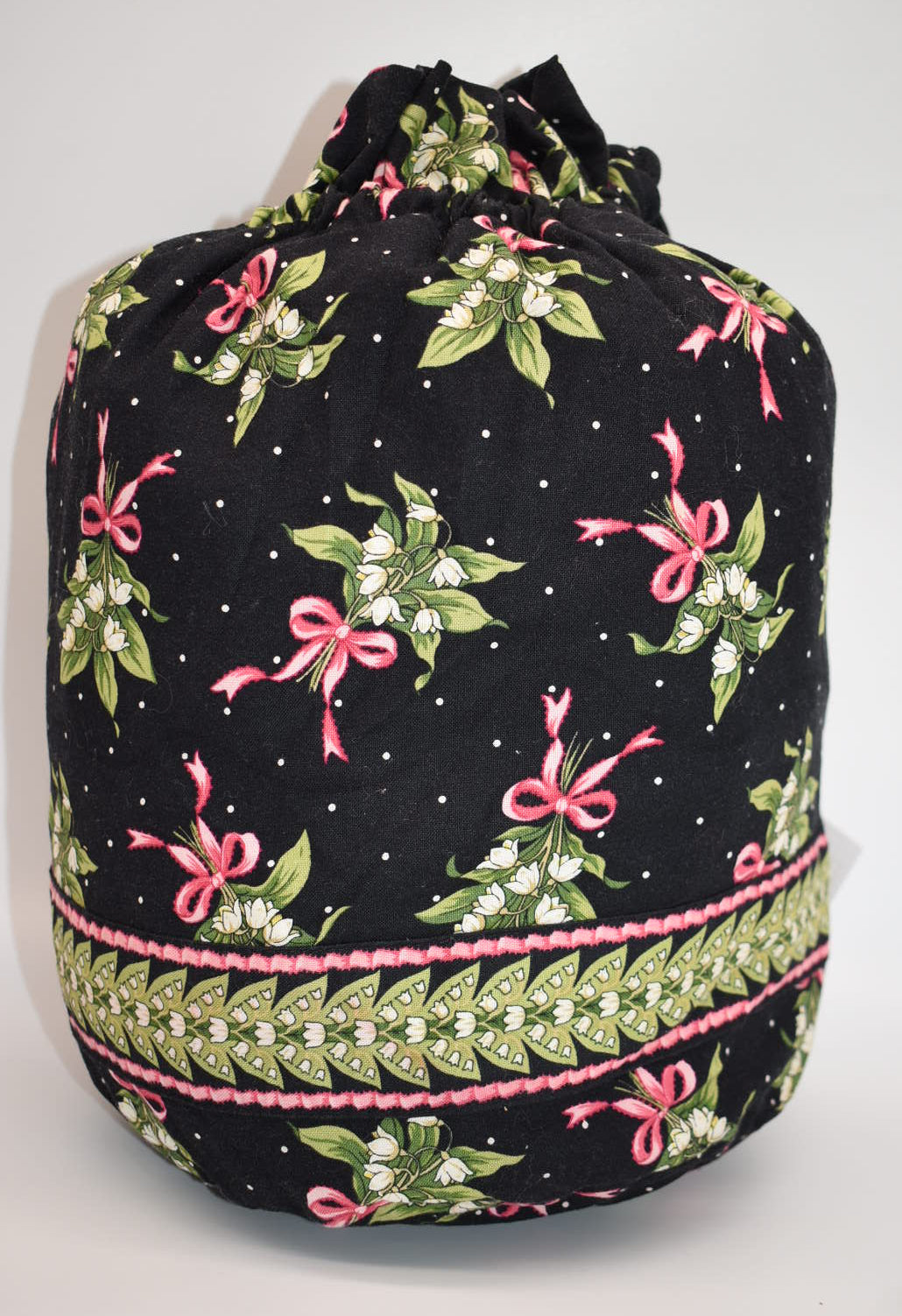 Vera Bradley Ditty Travel Bag in "New Hope" Pattern