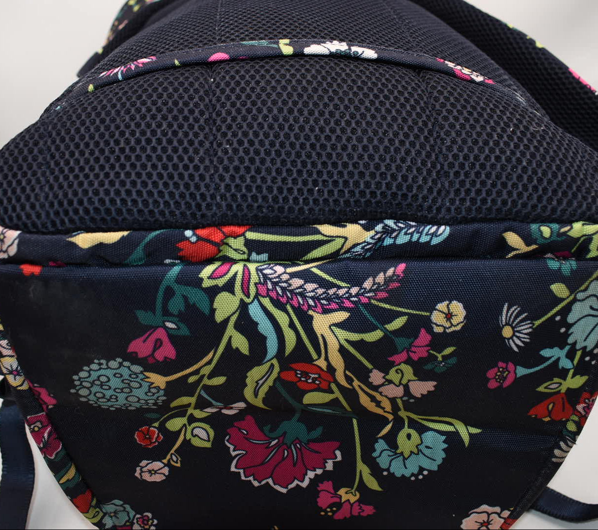 Vera Bradley ReActive XL Backpack in "Itsy Ditsy" Pattern