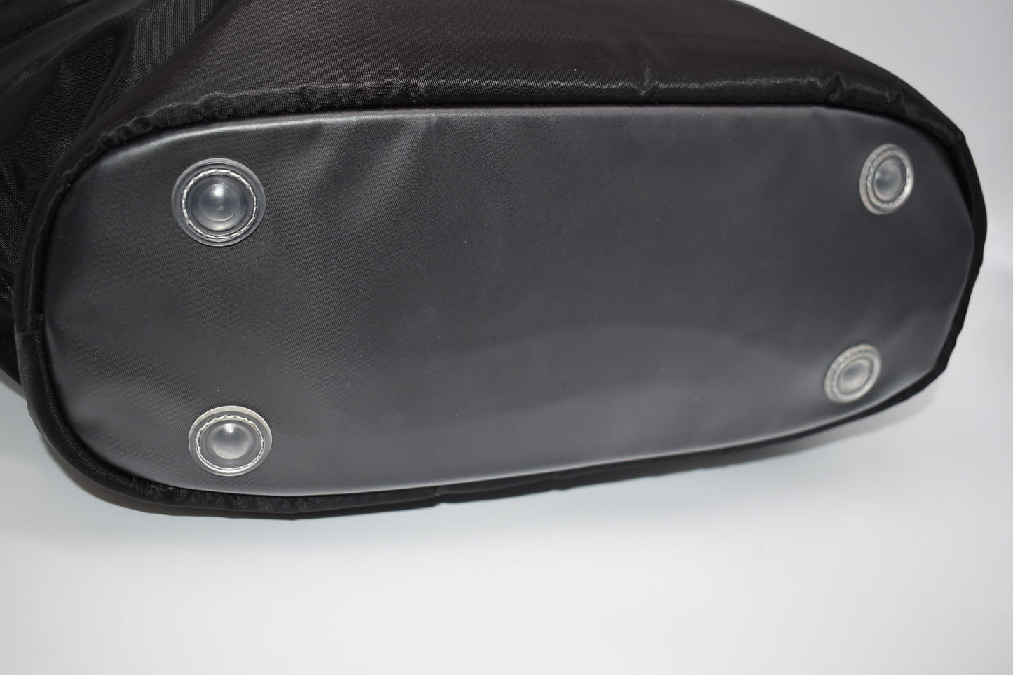 Lug Gondola SE Tote Bag in Midnight Black