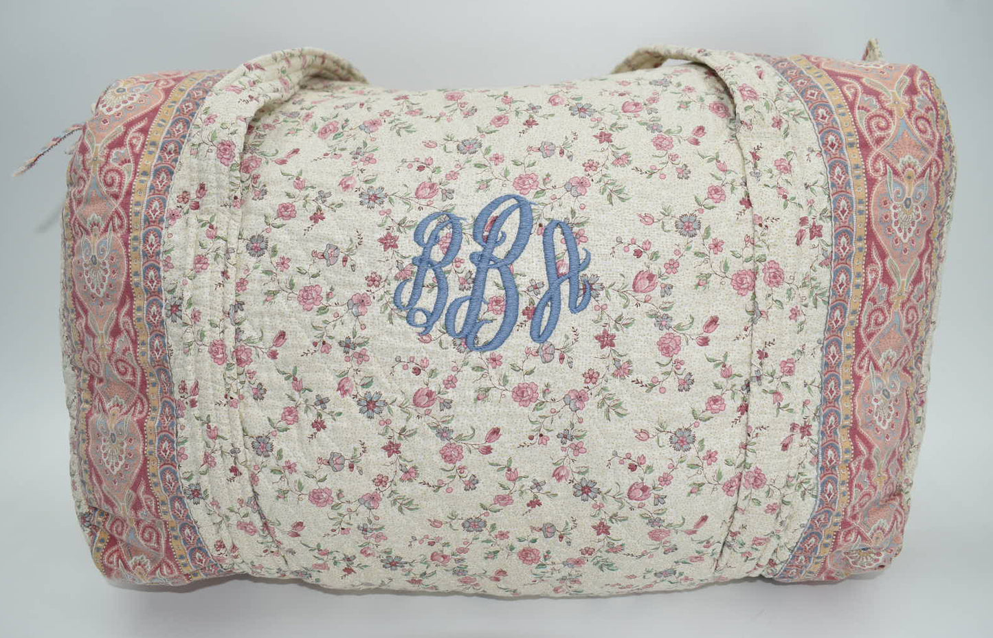 Vintage Vera Bradley Large Duffel Bag in "Cream-1985" Pattern