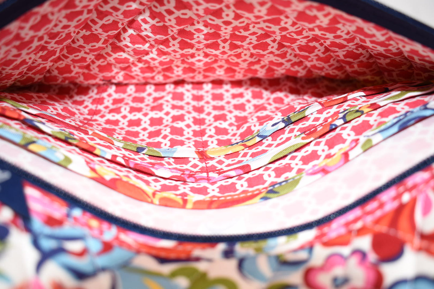 Vera Bradley Hanging Travel Organizer & Hanging Clip in "Hope Garden" Pattern