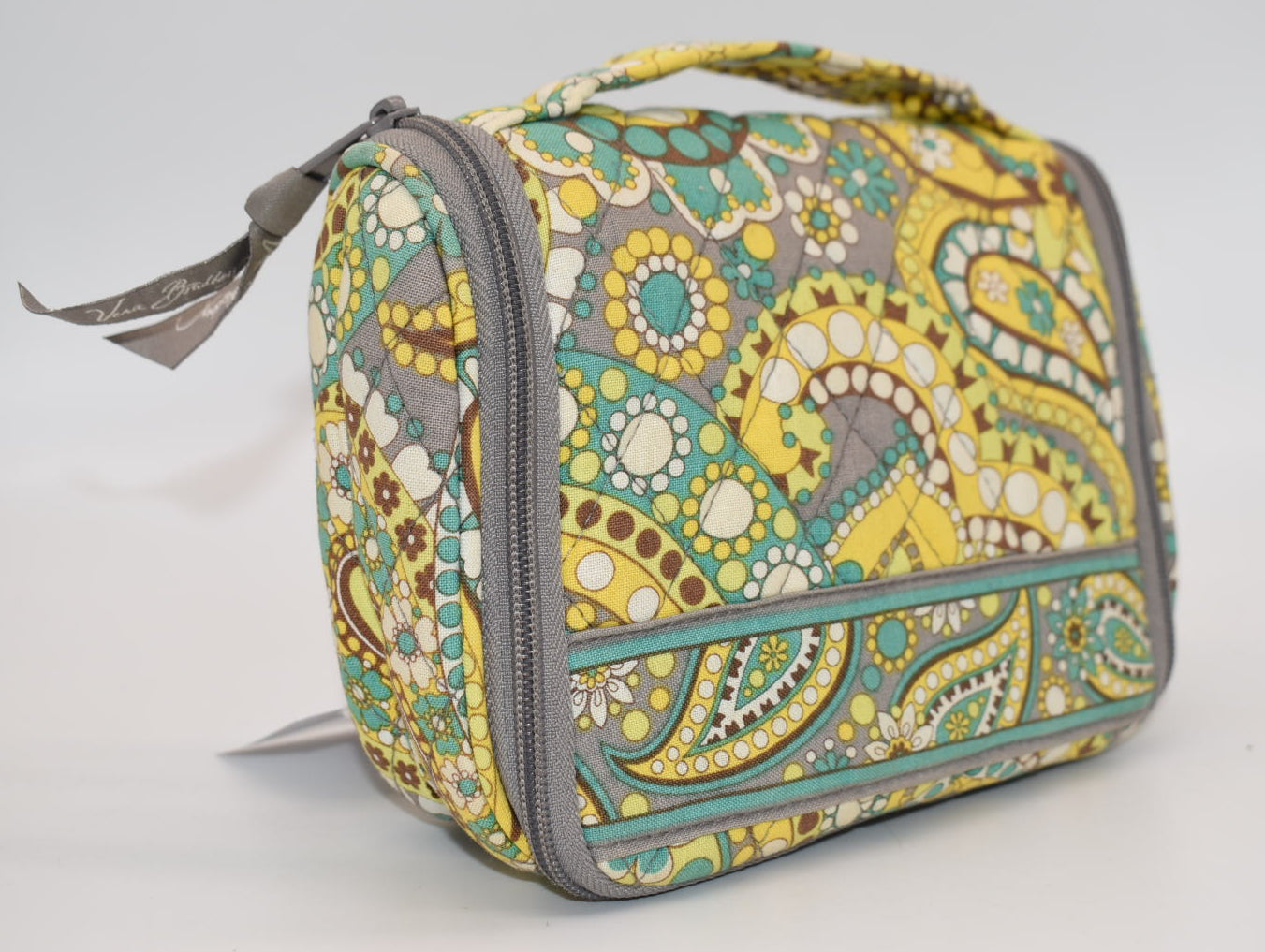 Vera Bradley Hanging Jewelry Travel Bag in "Lemon Parfait" Pattern