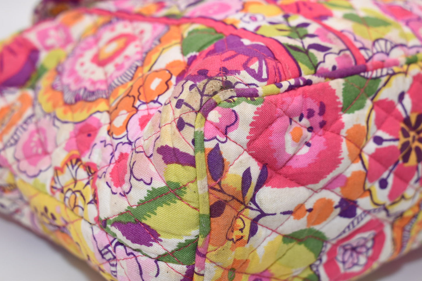 Vera Bradley Large Mandy Tote Bag in "Clementine" Pattern