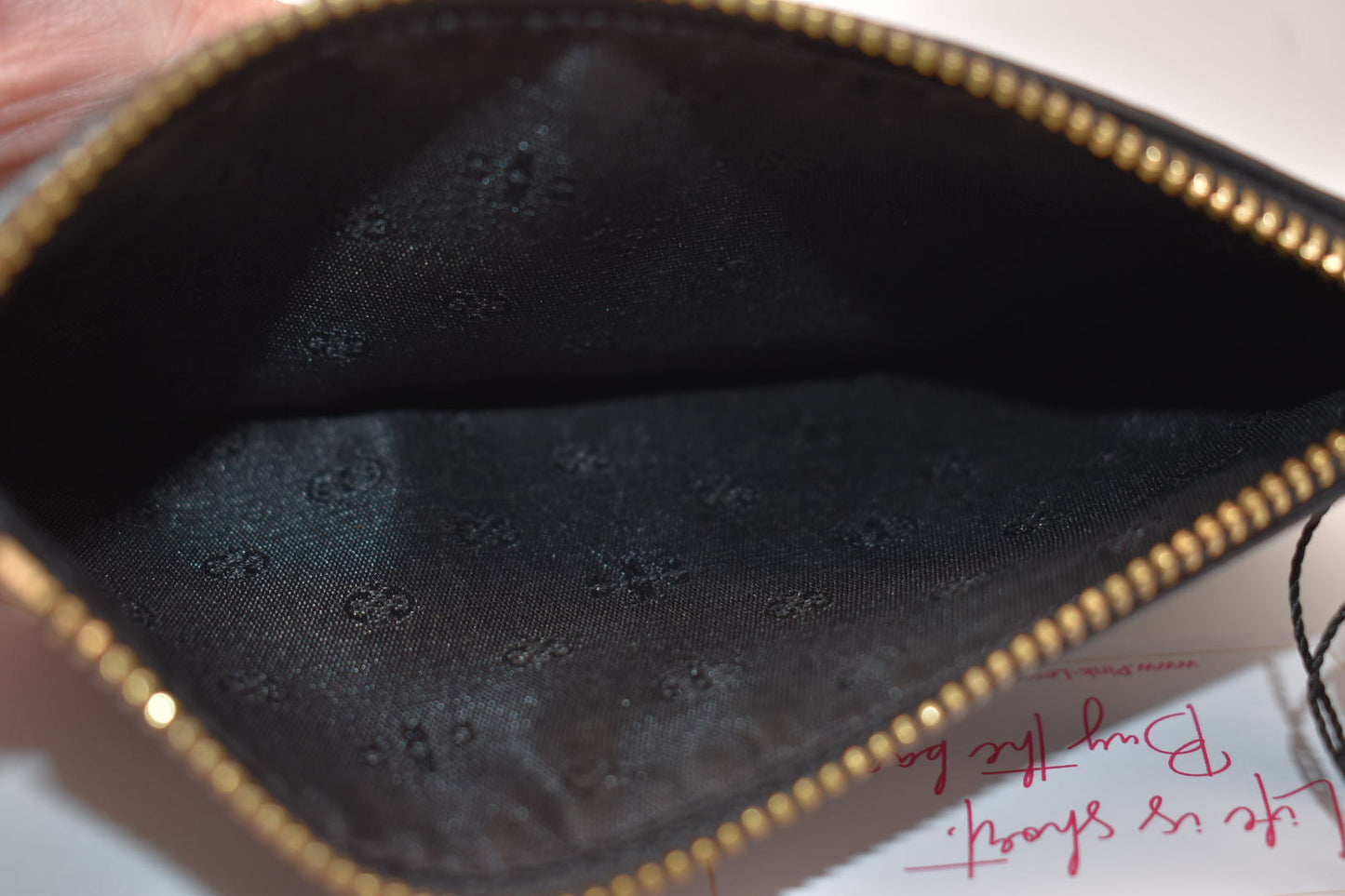 Tory Burch Thea Pebbled Flat Card Wallet in Black