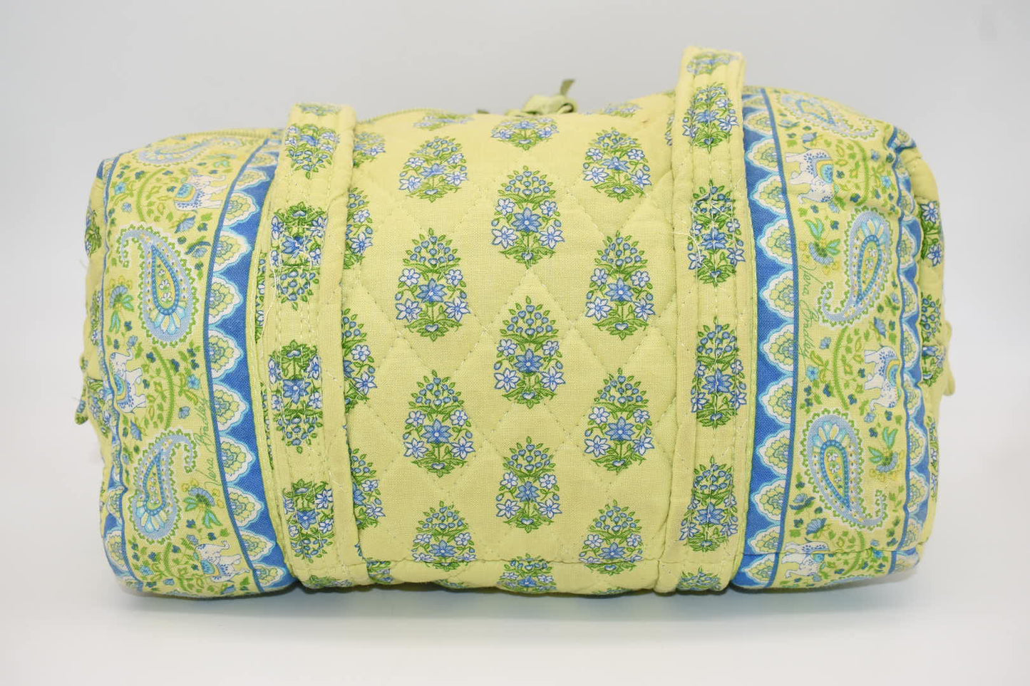 Vera Bradley 100 Shoulder Bag in "Citrus" Pattern