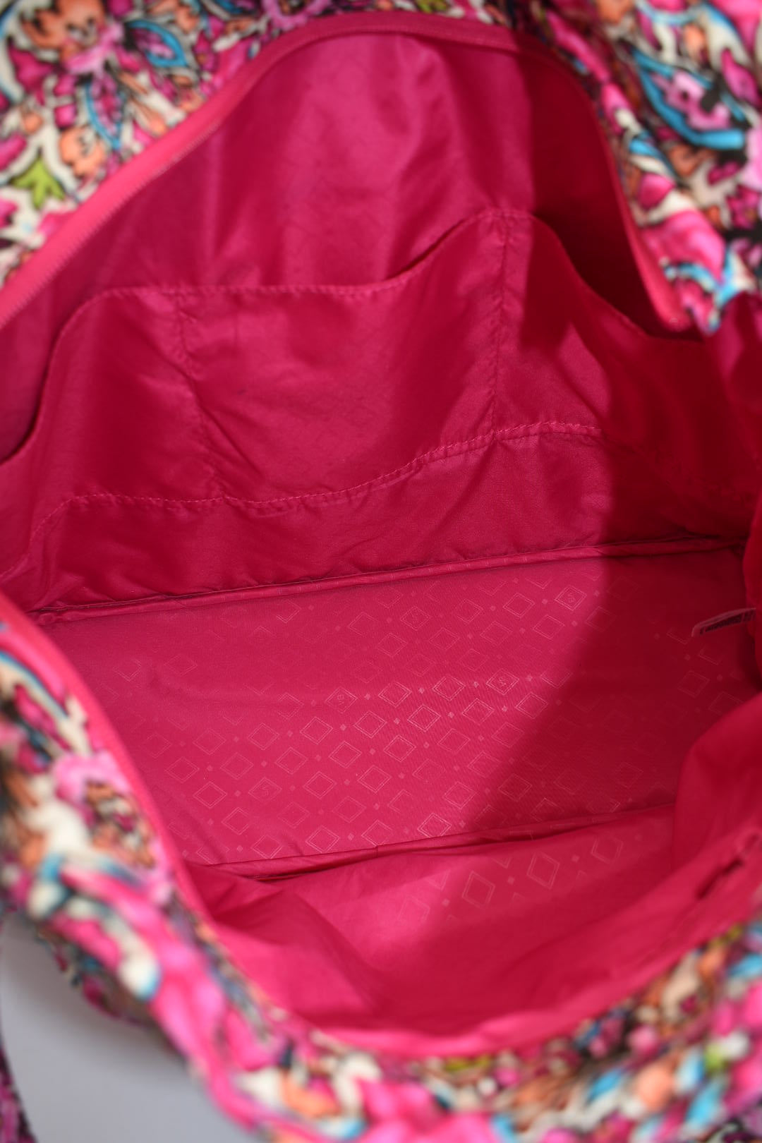 Vera Bradley Large Glenna Tote Bag in "Sunburst Floral" Pattern