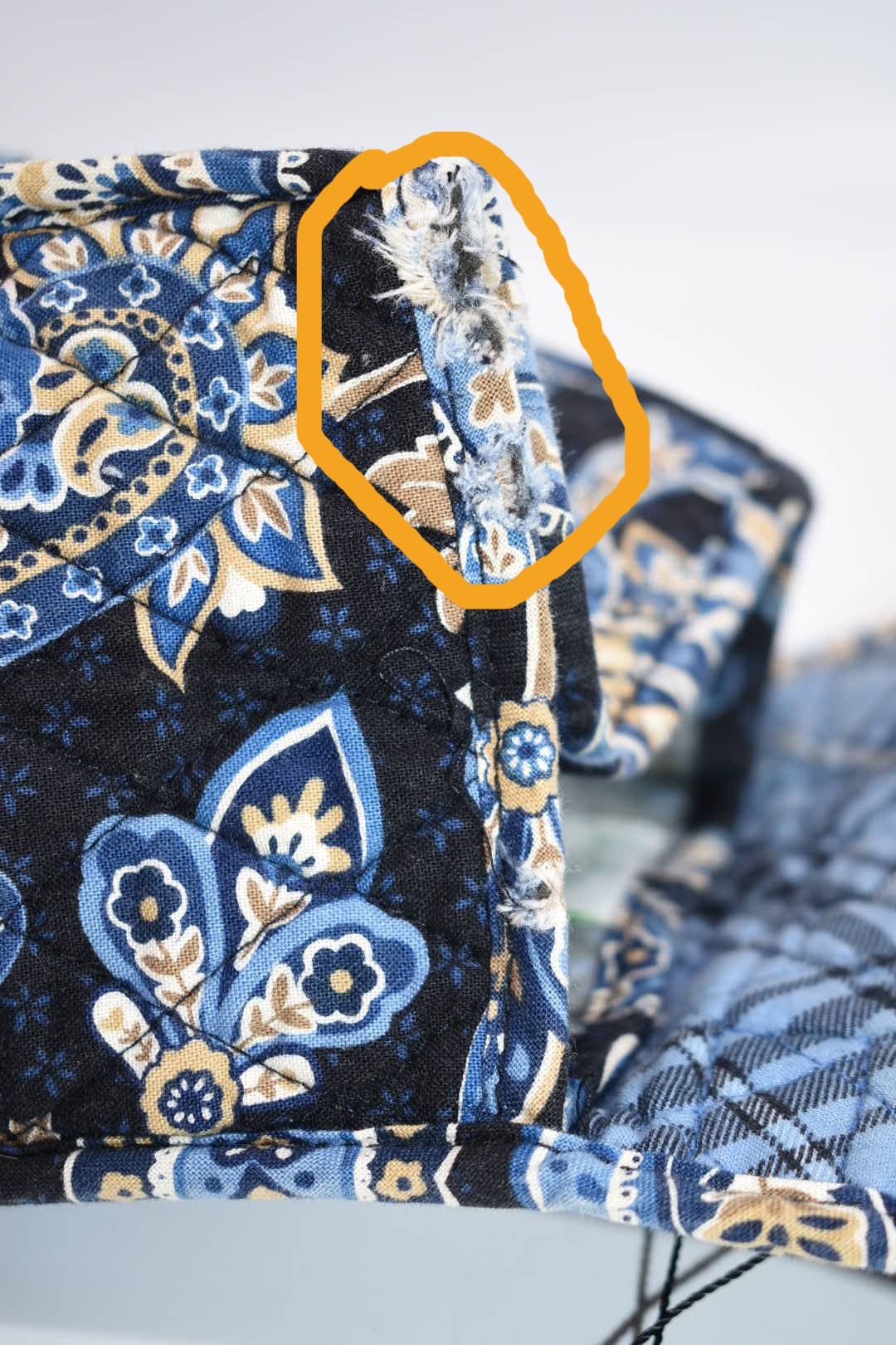 Vera Bradley Lunch Pack in "Windsor Navy" Pattern