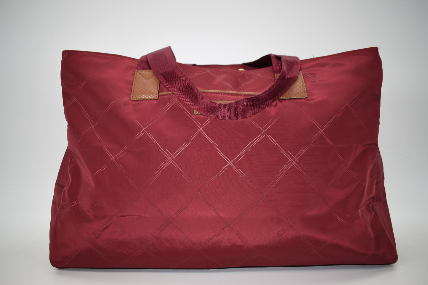 Vera Bradley Preppy Poly Triple Travel Bag in "Claret" Pattern