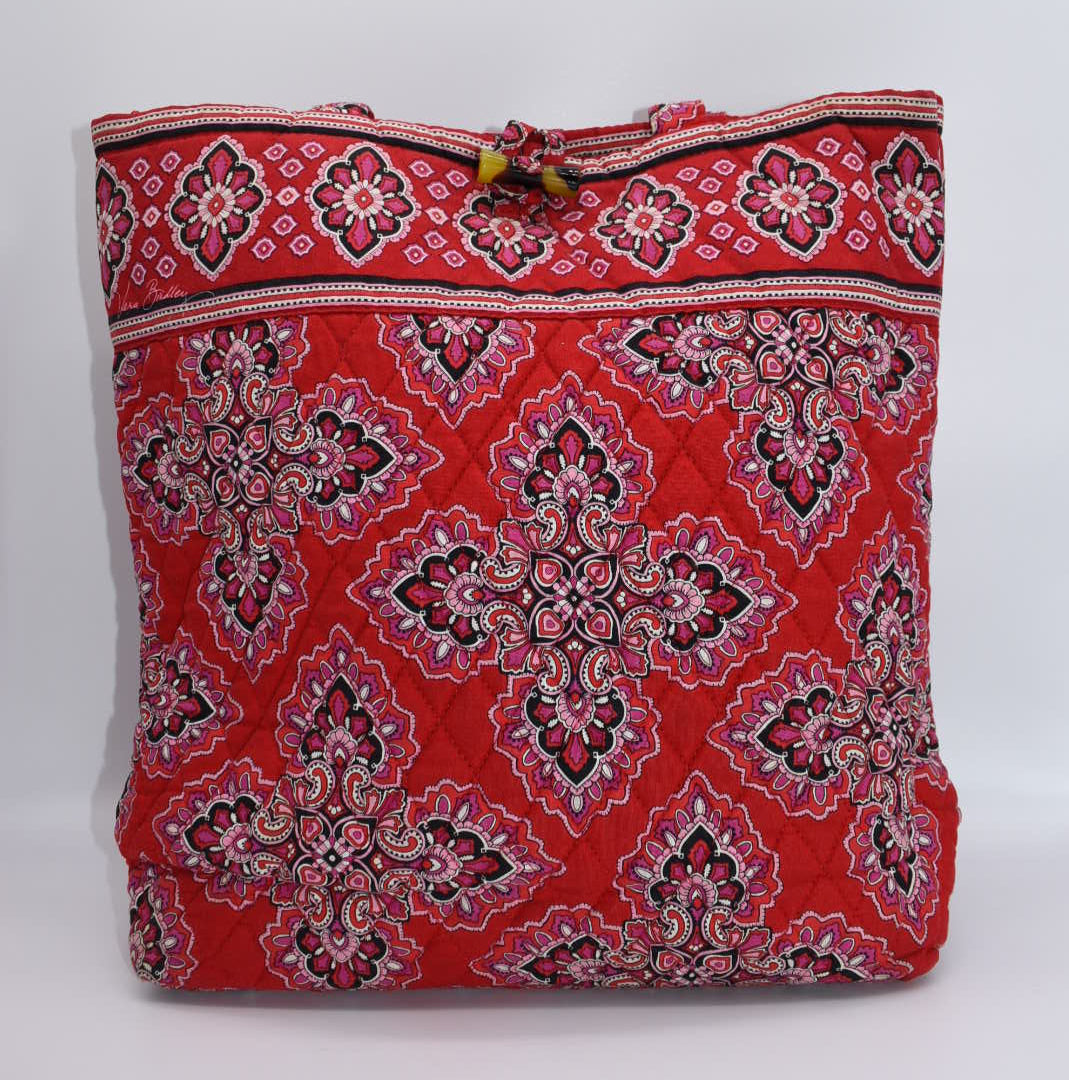Vera Bradley Everyday Tote Bag in "Frankly Scarlet" Pattern