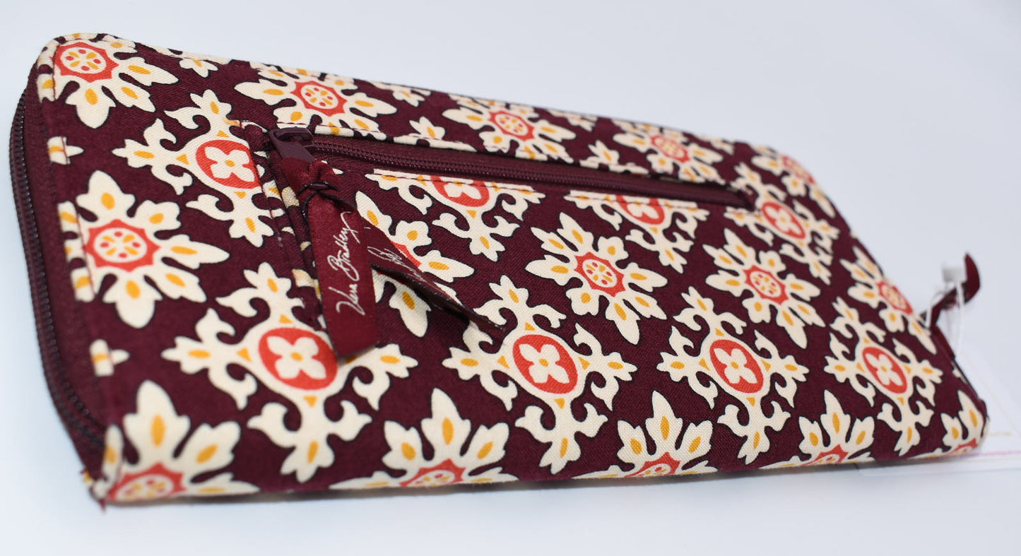 Vera Bradley Personal Organizer Travel Wallet in "Medallion-2006" Pattern