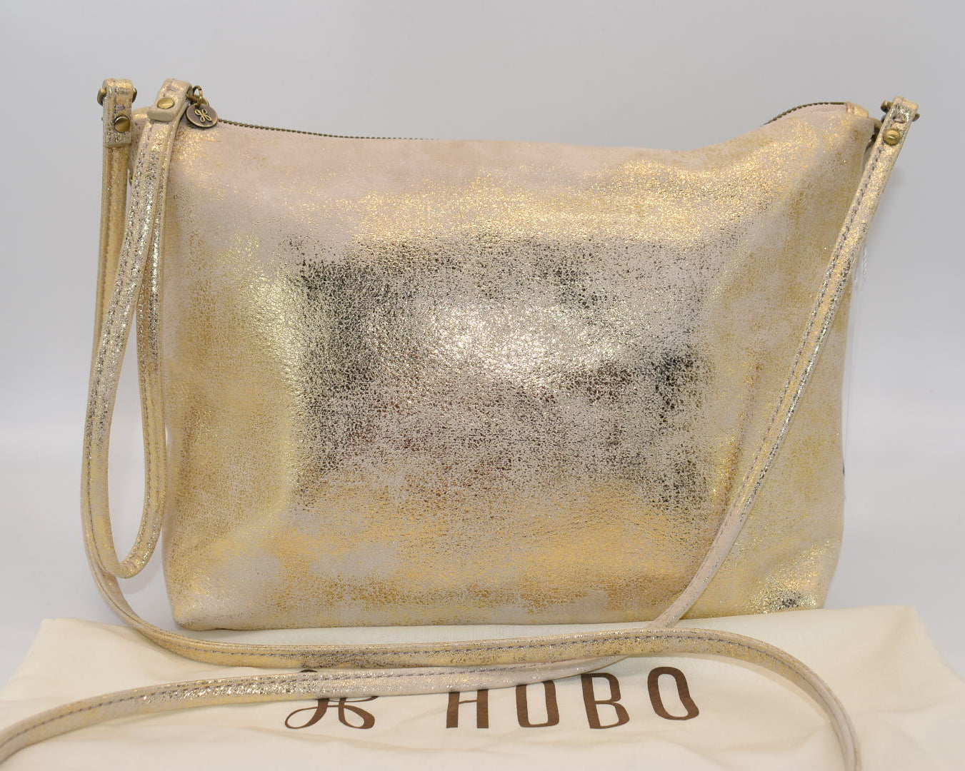 HOBO INTL Leather Convertible Crossbody Bag in Gold Leaf Shimmer