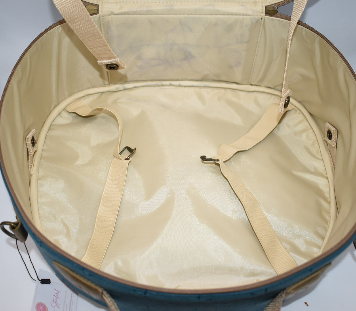 Vintage Arizona Round Weekend Luggage Bag with Fleur de Lis