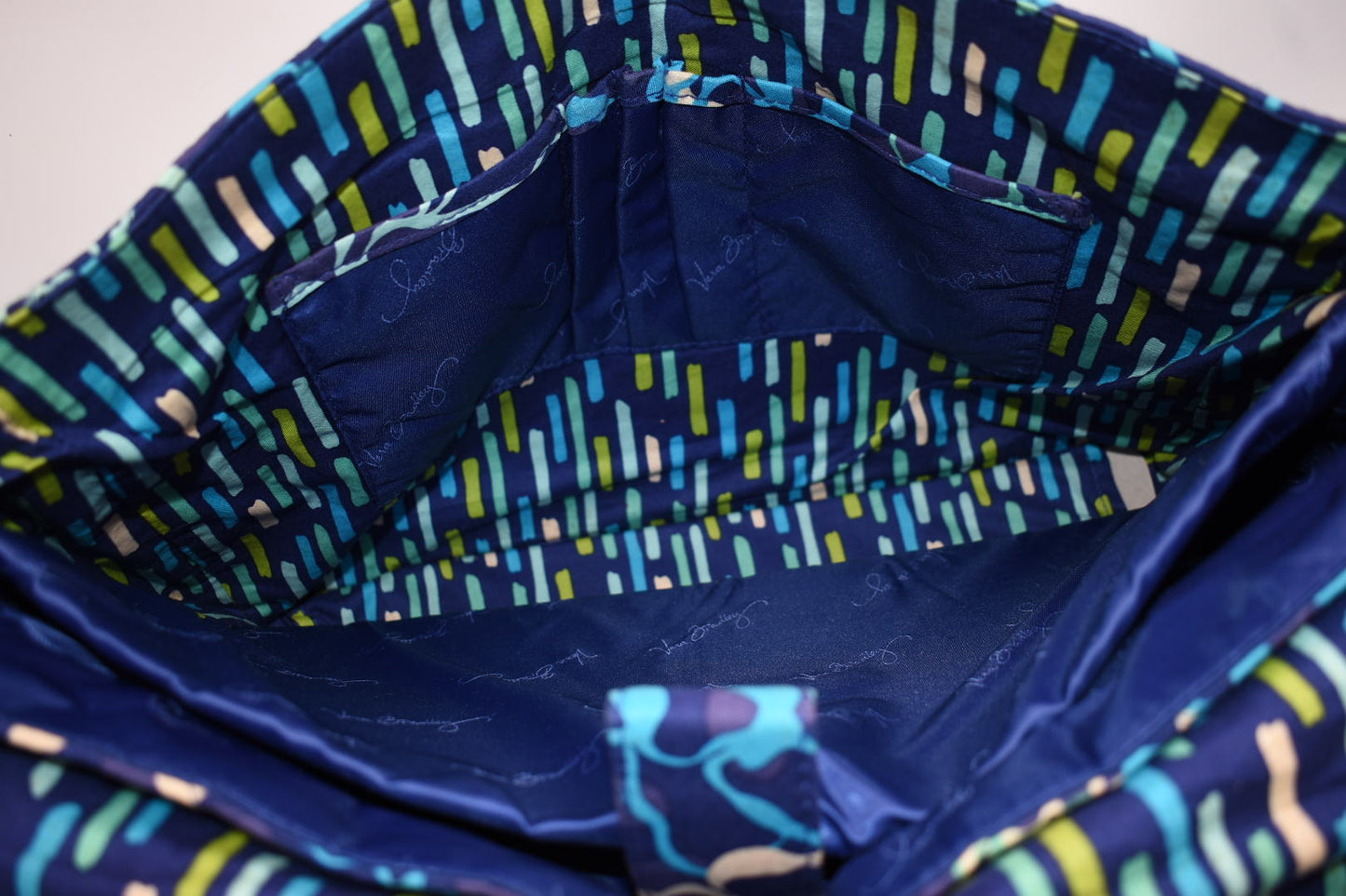 Vera Bradley Laptop Messenger Bag in "Katalina Blues" Pattern