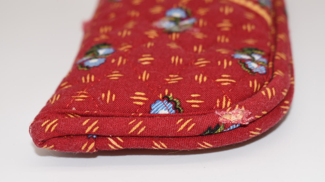 Vera Bradley Double Eyewear Sleeve in "Provincial Red - 2000" Pattern