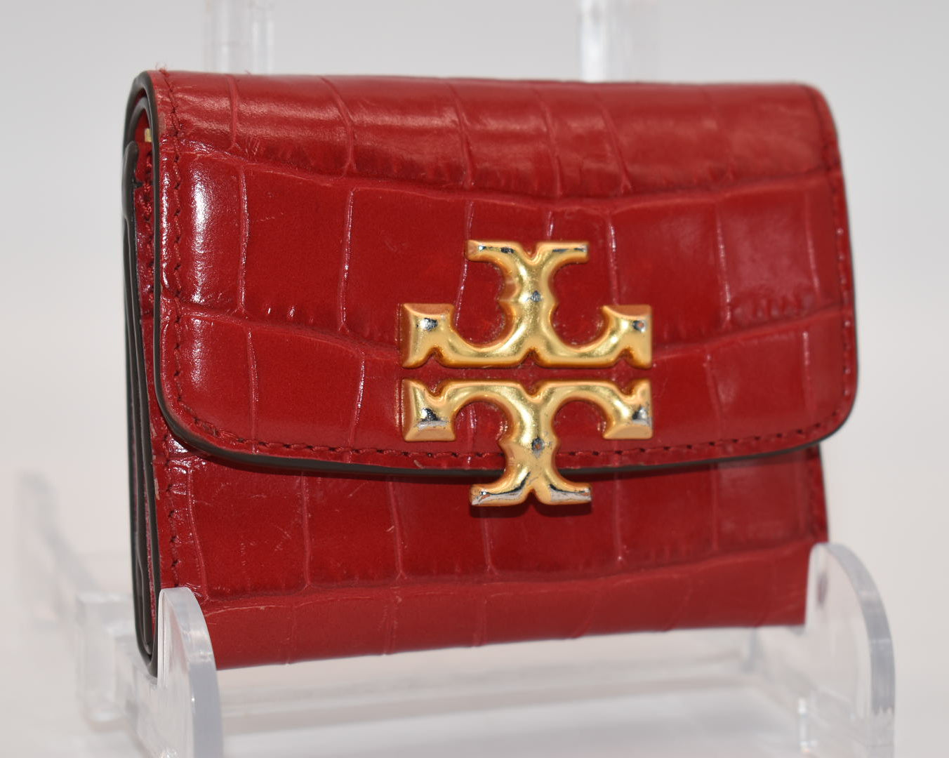 Tory Burch Eleanor Embossed Compact Wallet in Redstone