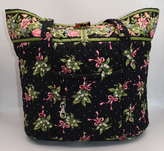 Vera Bradley Large Vera Tote Bag in "New Hope" Pattern