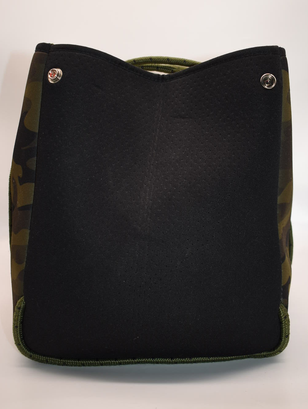 Haute Shore Grayson Show-off Neoprene Tote Bag in Camo & Red