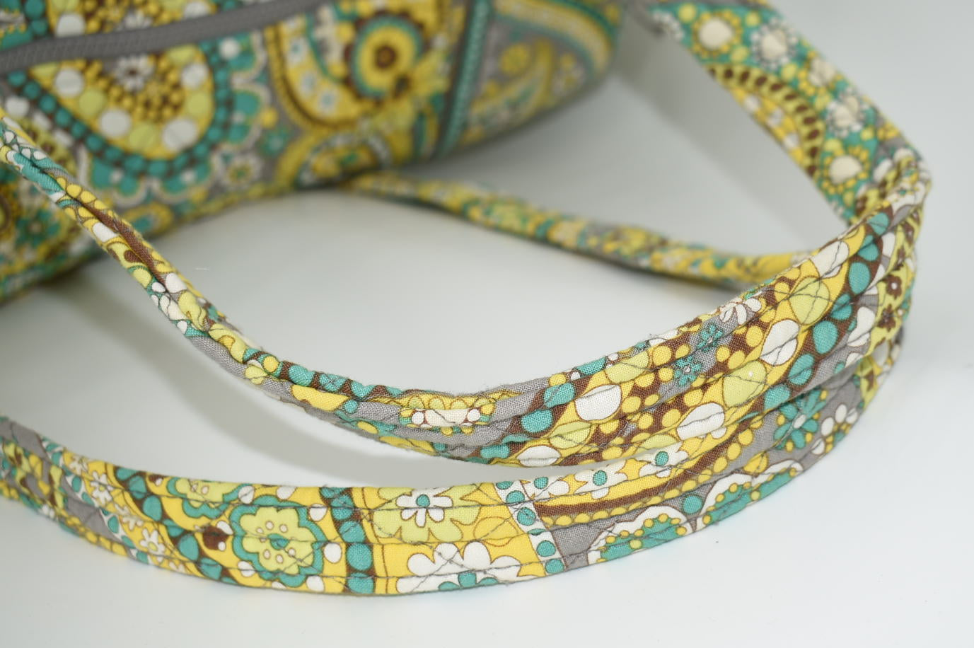 Vera Bradley Medium Duffel Bag in "Lemon Parfait" Pattern