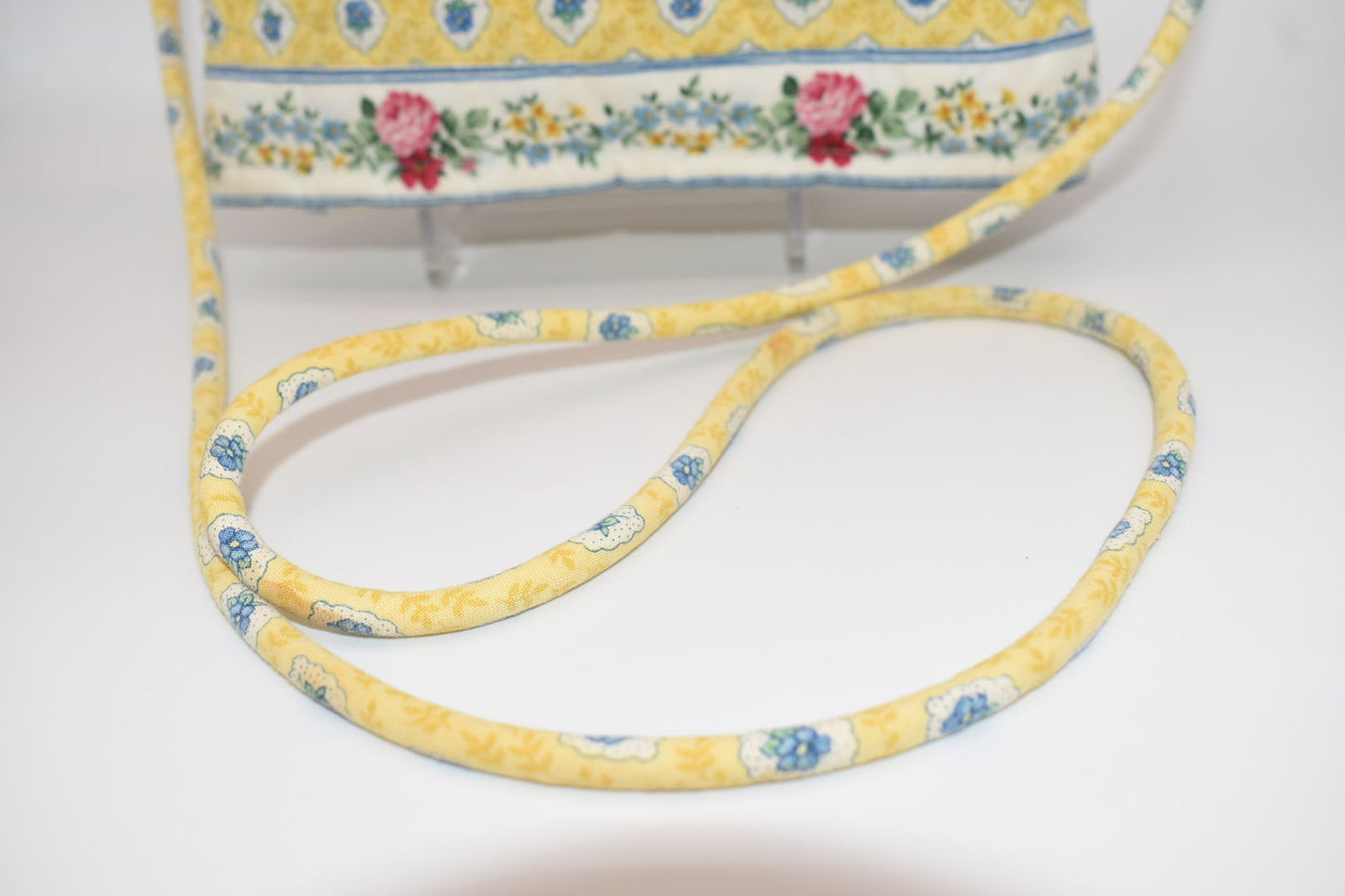 Vintage Vera Bradley  Petite Shoulder / Crossbody Bag in "Elizabeth" Pattern