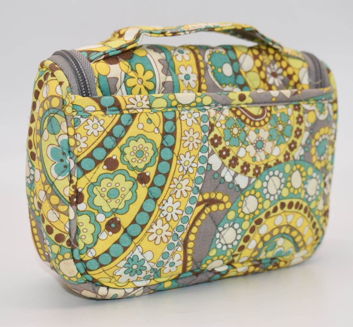 Vera Bradley Hanging Jewelry Travel Bag in "Lemon Parfait" Pattern