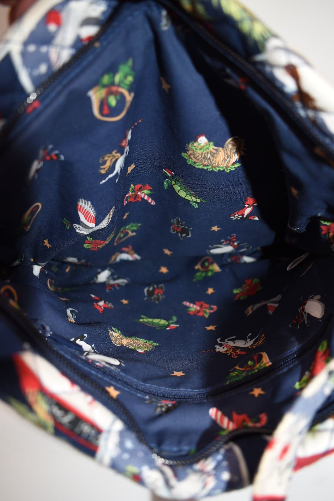 Vera Bradley in Triple Zip Hipster Crossbody Bag "Snow Globes" Pattern