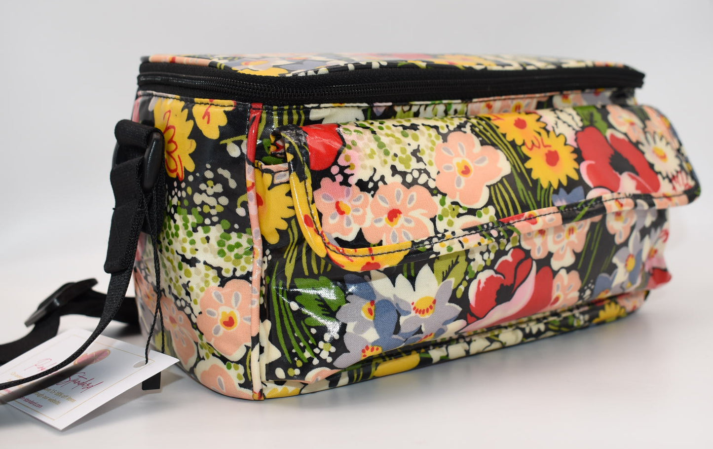 Vera Bradley Small Cooler/Lunch Bag in "Poppy Fields" Pattern