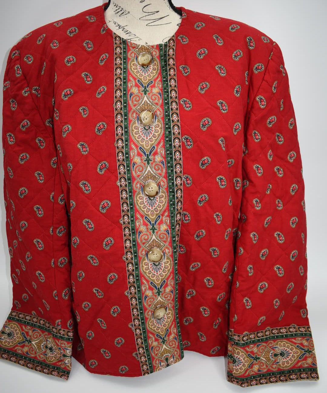 Vintage Vera Bradley Large Quilted Jacket in "Apple Red -1991" Pattern