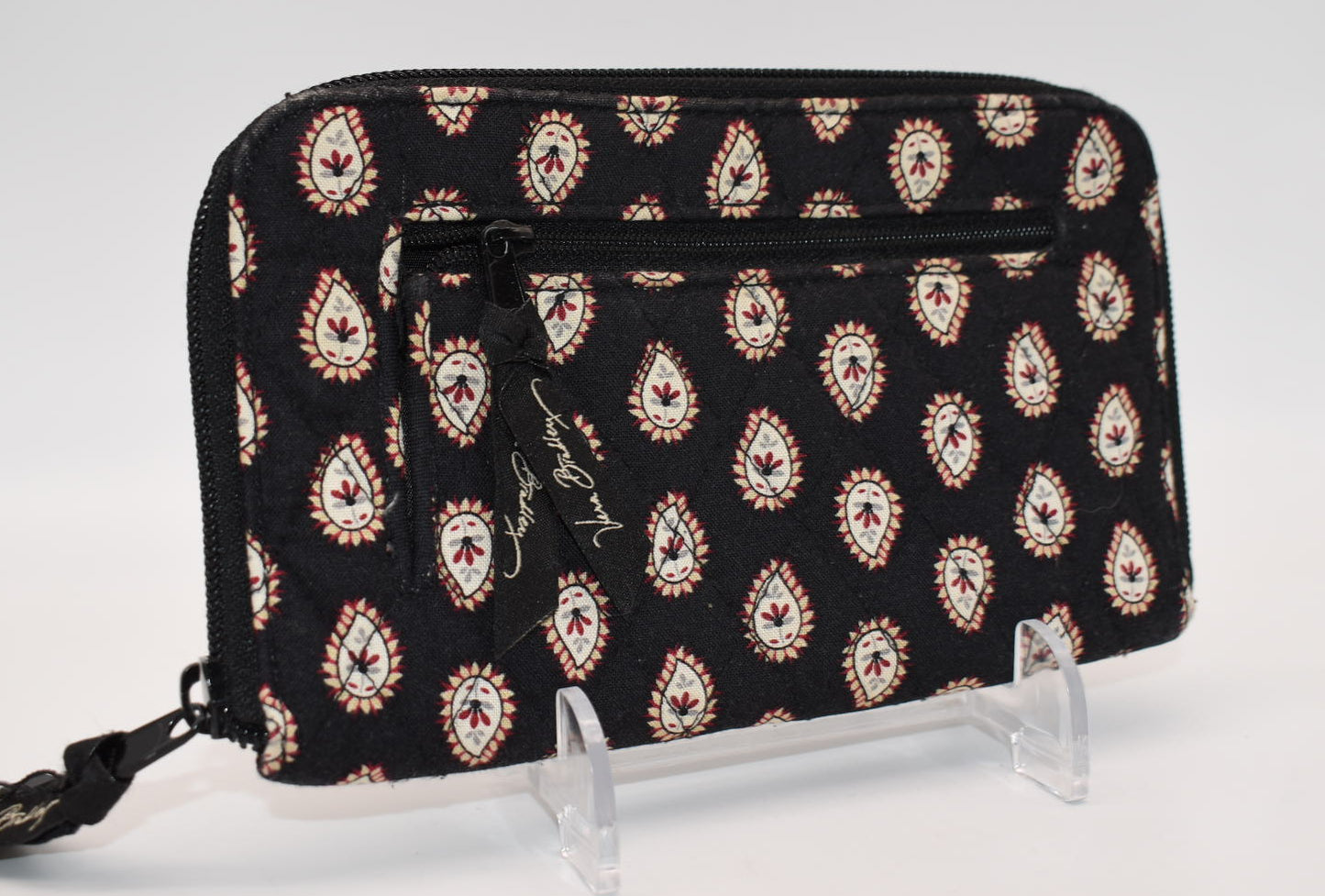 Vera Bradley Zip Around Wallet in "Classic Black " Pattern