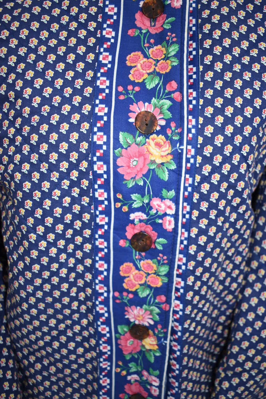 Vintage Vera Bradley Large Quilted Jacket in "Royal -1992" Pattern