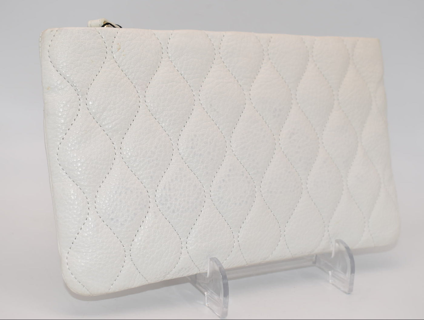 Vera Bradley Quilted Mia Leather Wristlet in White