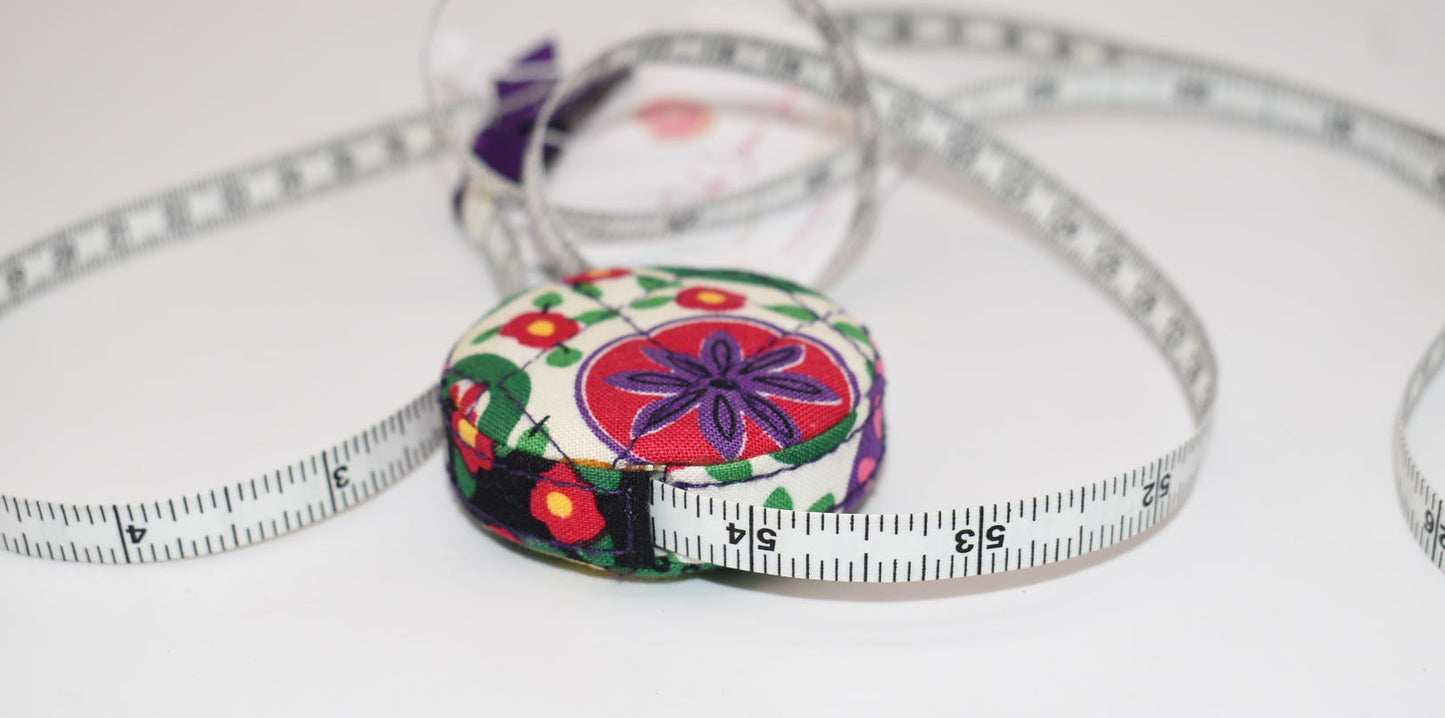 Vera Bradley Tape Measure in "Viva La Vera" Pattern