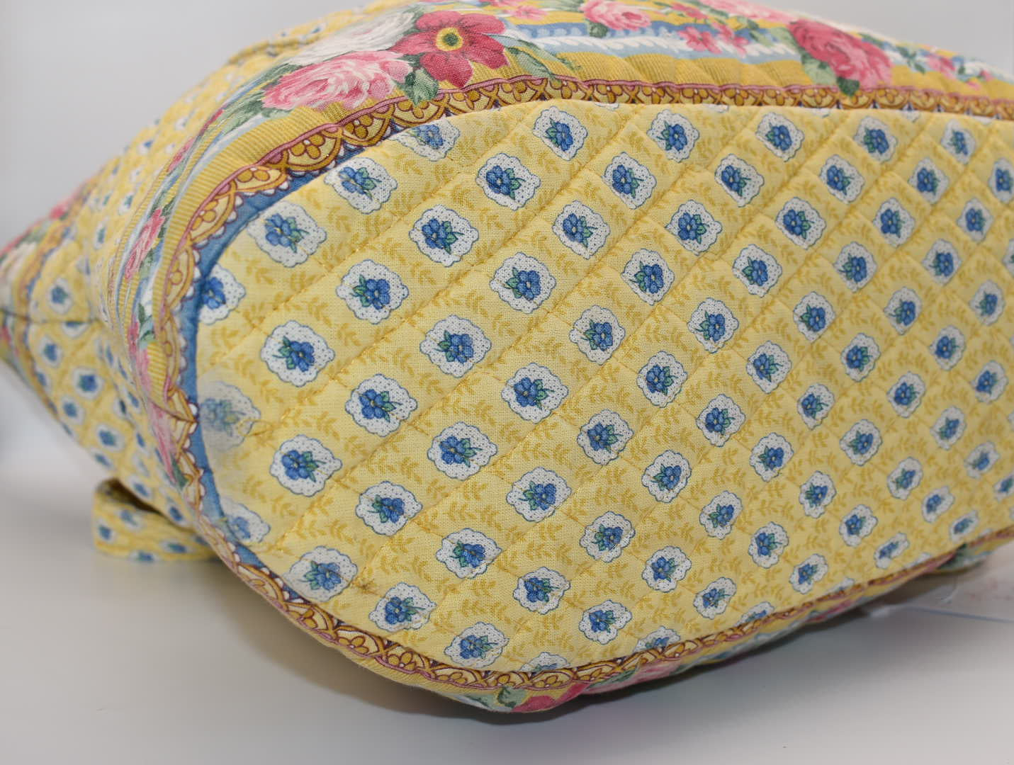 Vintage Vera Bradley Large Vera Tote Bag in "Elizabeth-1997" Pattern