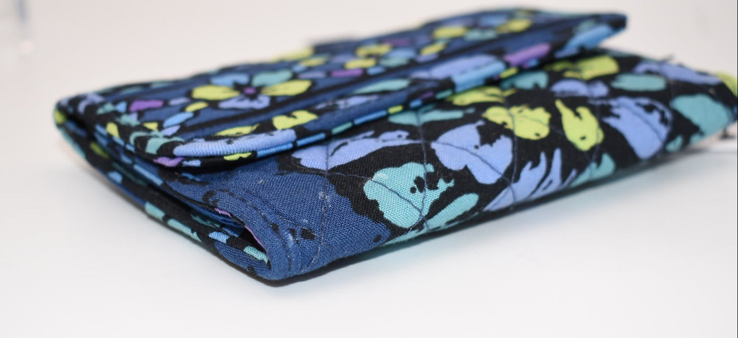 Vera Bradley Compact Trifold Wallet in "Indigo Pop" Pattern