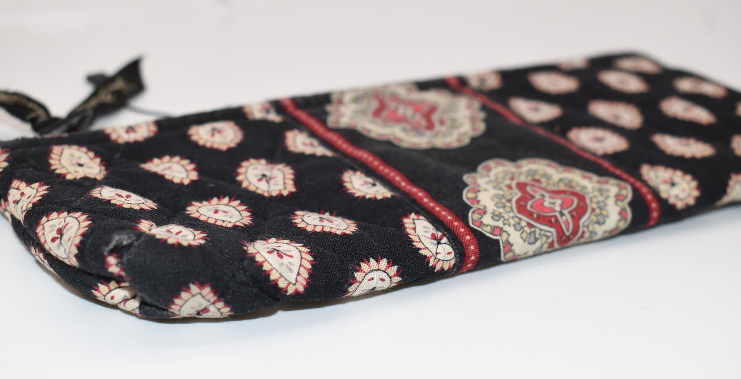 Vera Bradley Brush & Pencil Cosmetic Zip Pouch in "Classic Black" Pattern
