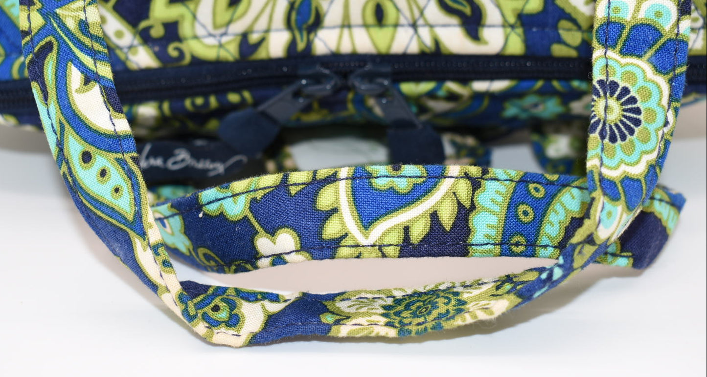Vera Bradley "Lunch Date" Bag in "Rhythm and Blues" Pattern