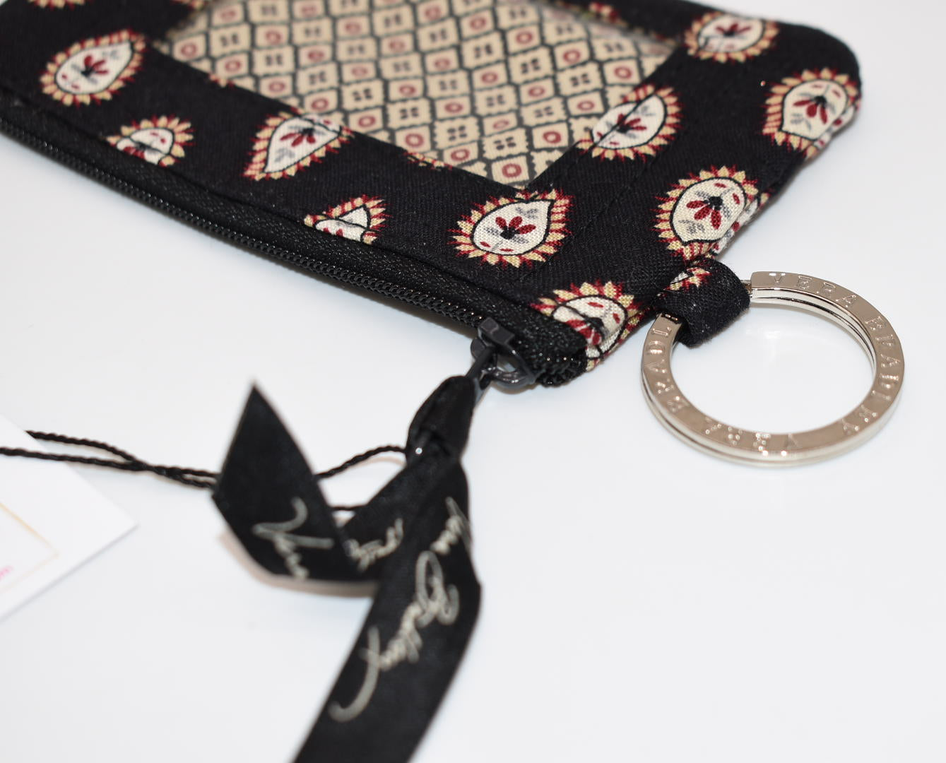 Vera Bradley Zip ID Case in "Classic Black-2002" Pattern