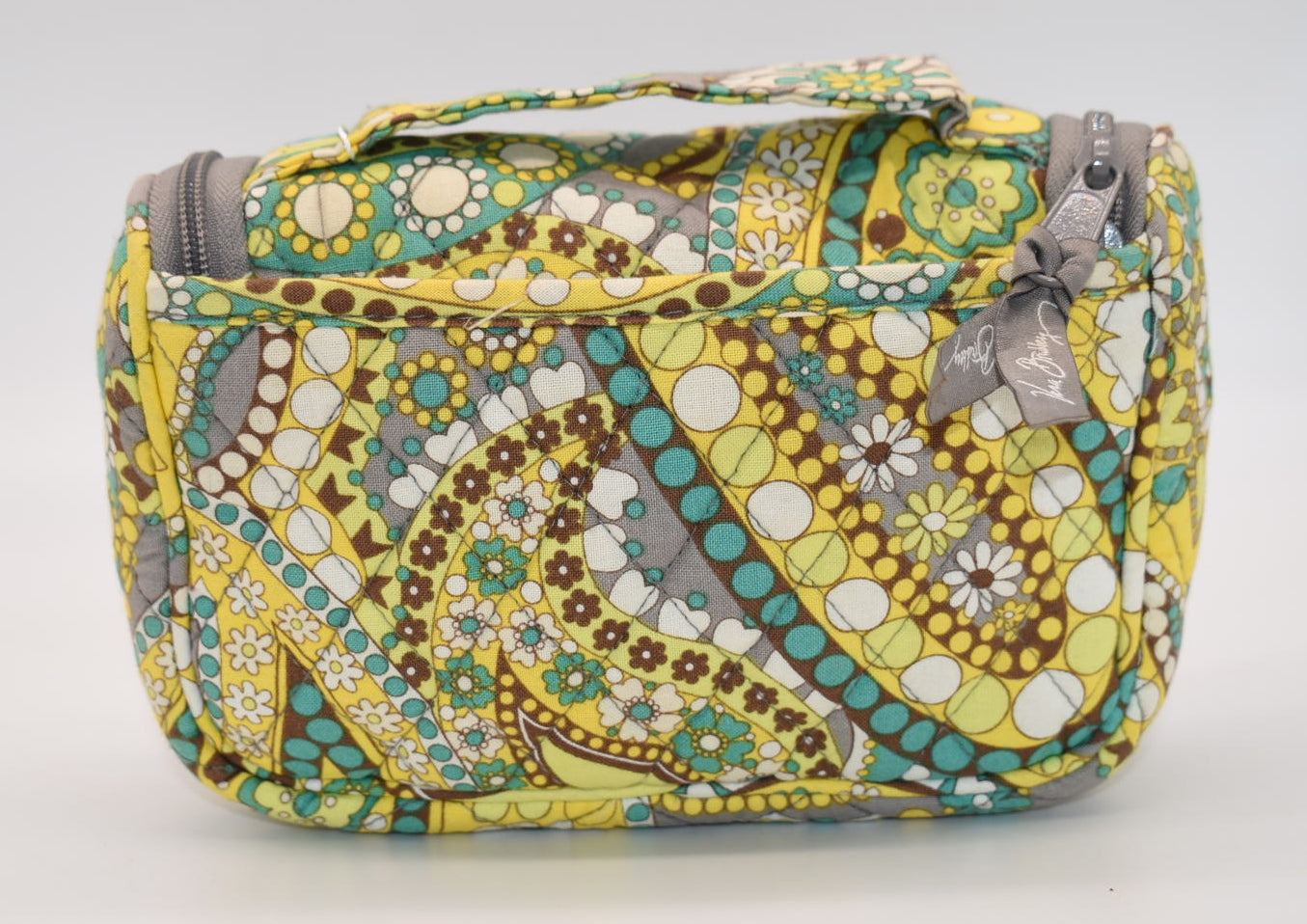 Vera Bradley Small Hanging Travel Organizer in "Lemon Parfait" Pattern