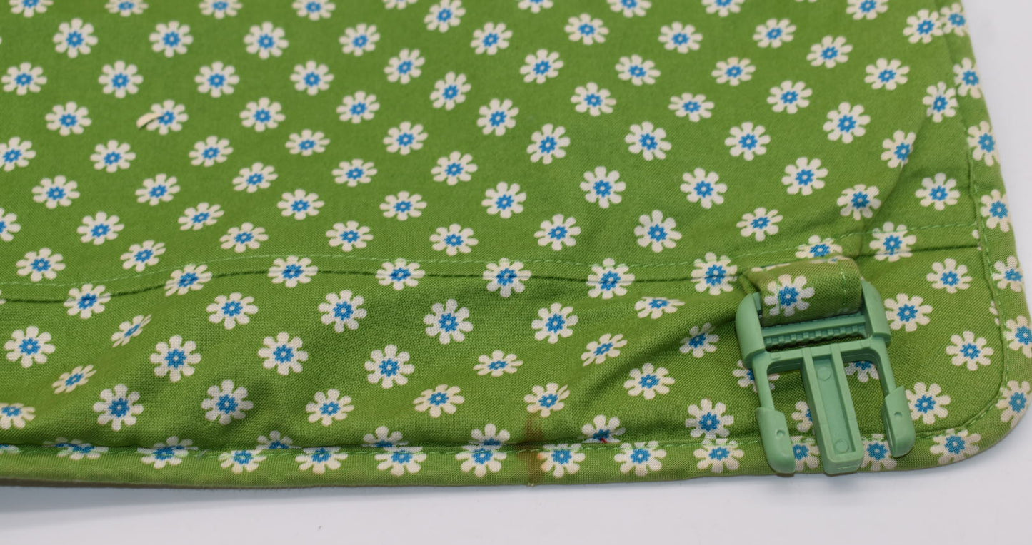 Vera Bradley Commuter Laptop Messenger Bag in "Apple Green" Pattern