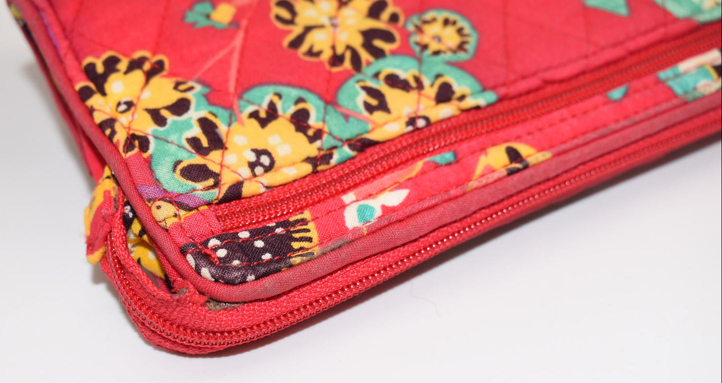 Vera Bradley RFID Front Zip Wristlet Wallet in "Rumba" Pattern
