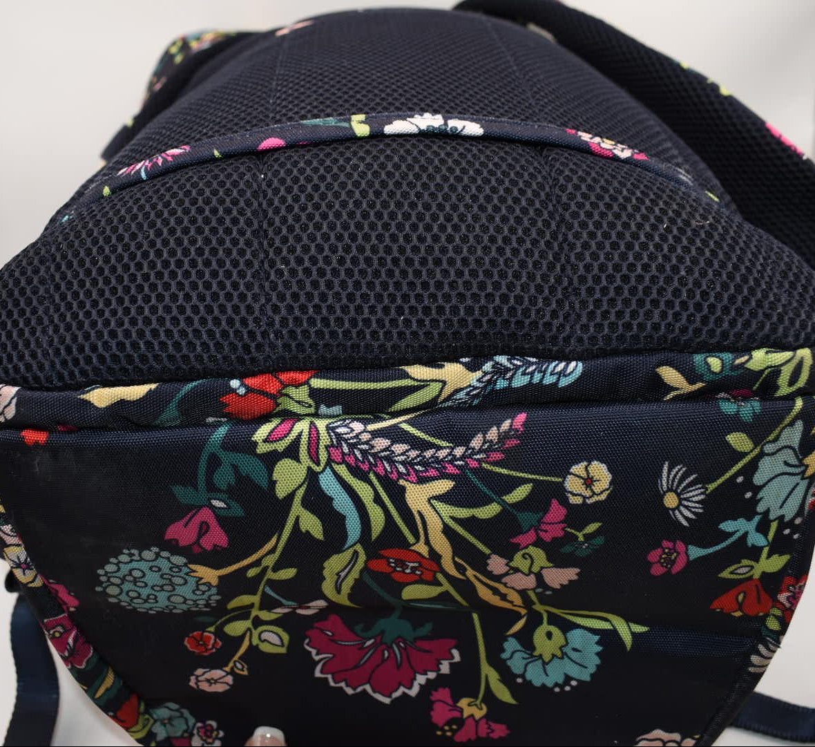 Vera Bradley ReActive XL Backpack in "Itsy Ditsy" Pattern