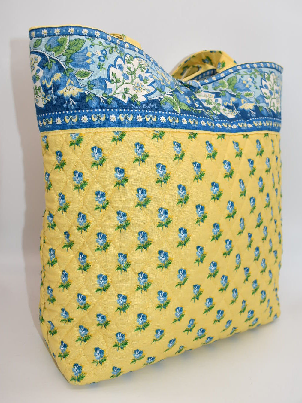 Vera Bradley Everyday Tote Bag in "Katherine -2004" Pattern