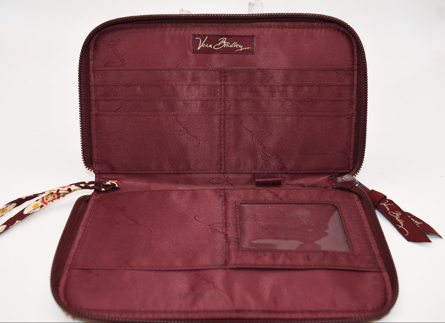 Vera Bradley Zip Around Wallet in "Medallion-2006" Pattern