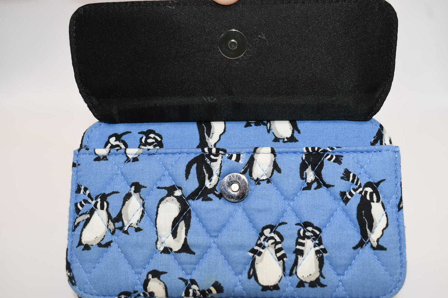 Vera Bradley All in One Wristlet/Wallet in "Playful Penguins-Blue" Pattern