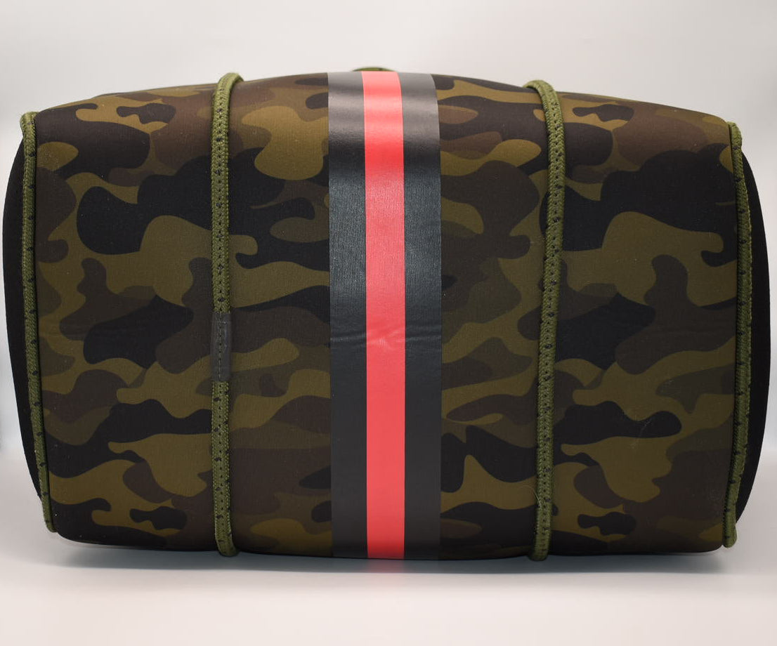 Haute Shore Grayson Show-off Neoprene Tote Bag in Camo & Red