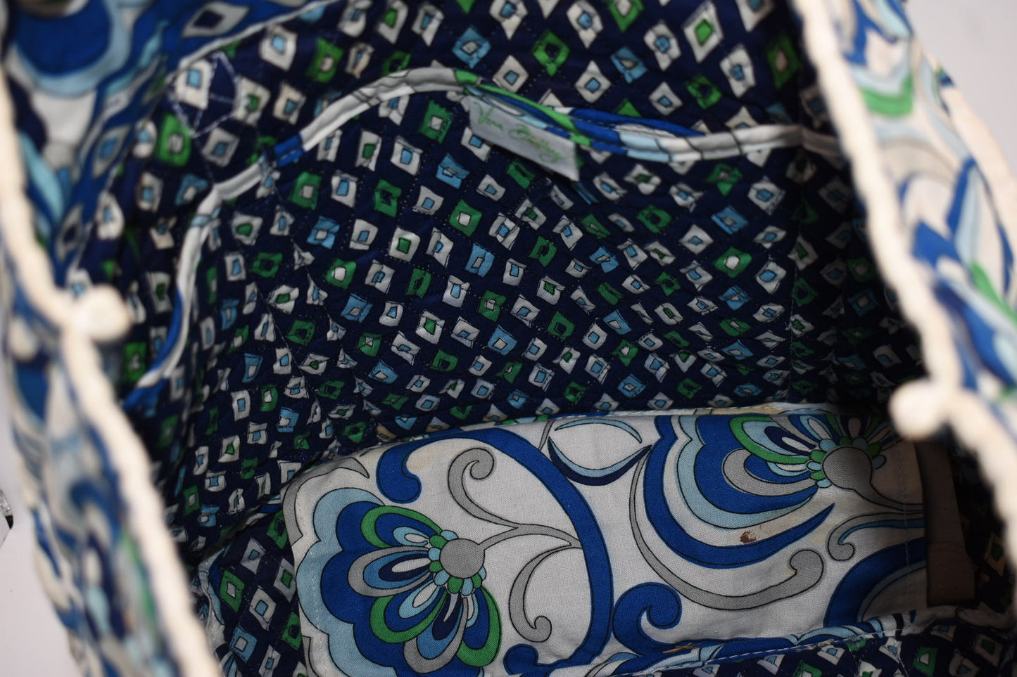 Vera Bradley Large Vera Tote Bag in "Mediterranean White" Pattern
