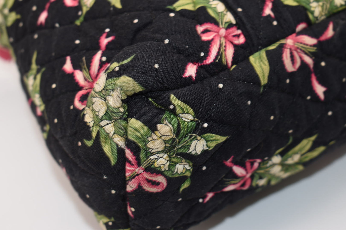 Vera Bradley Large Betsy Shoulder Tote Bag in "New Hope" Pattern