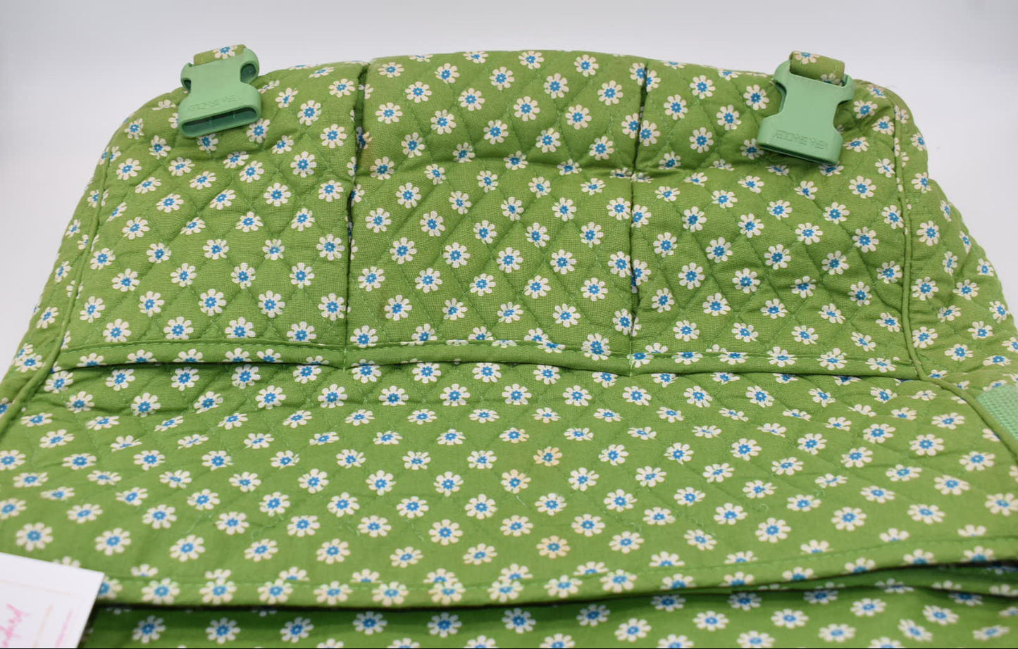 Vera Bradley Commuter Laptop Messenger Bag in "Apple Green" Pattern