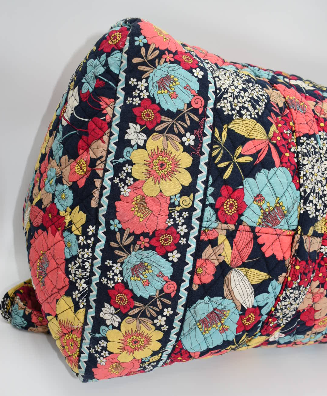 Vera Bradley XL Duffel Bag in "Happy Snails" Pattern